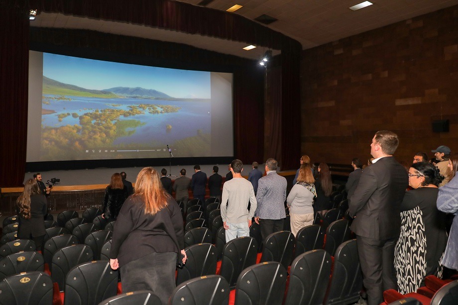 Embajada de Colombia en Rusia con apoyo del Consulado Honorario de Colombia en Ereván organizó la presentación del documental “The Birders” en Armenia