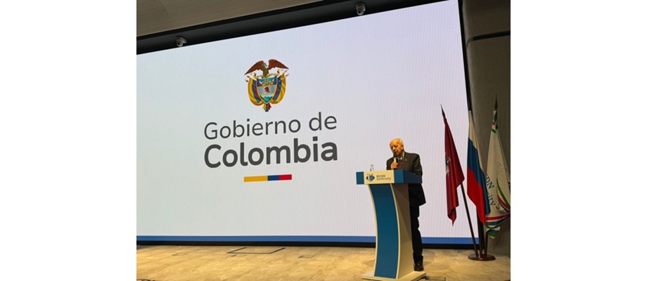 Educación incluyente en Colombia: tema de la ponencia del embajador colombiano en la Universidad RUDN