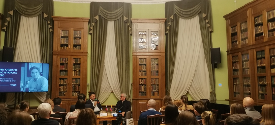 El escritor colombiano, Eduardo García Aguilar, conversa sobre Álvaro Mutis y García Márquez