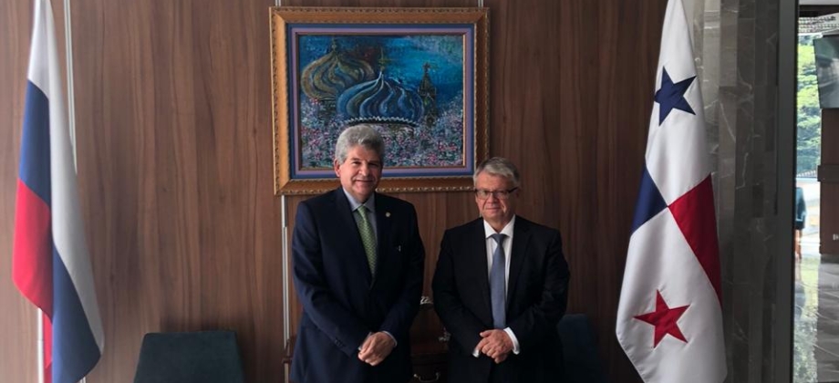 Embajador de Colombia visitó al Embajador de Rusia