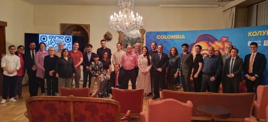 Embajada de Colombia en Rusia y su sección consular realizan con éxito Jornada de Rendición de Cuentas y Participación Ciudadana en 2024