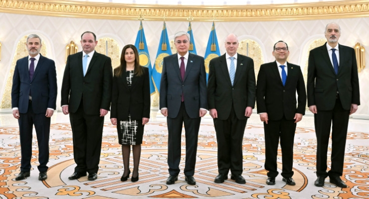 Embajador de Colombia, Héctor Arenas Neira, entregó Cartas Credenciales al Presidente de Kazajistán