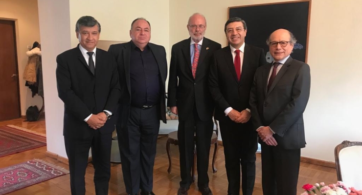 Embajador de Colombia en Rusia, Alfonso López Caballero, sostuvo encuentro con el Secretario General de la CAN